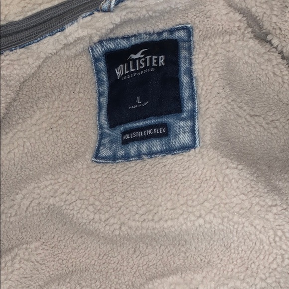 Jean jacket with sherpa inside - Picture 3 of 3